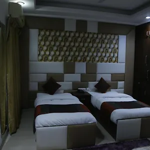 Treebo Marigold Hotel Delhi (National Capital Territory of India)