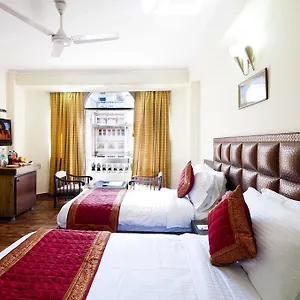 Capital O 2382 White House Continental Hotel Delhi (National Capital Territory of India)