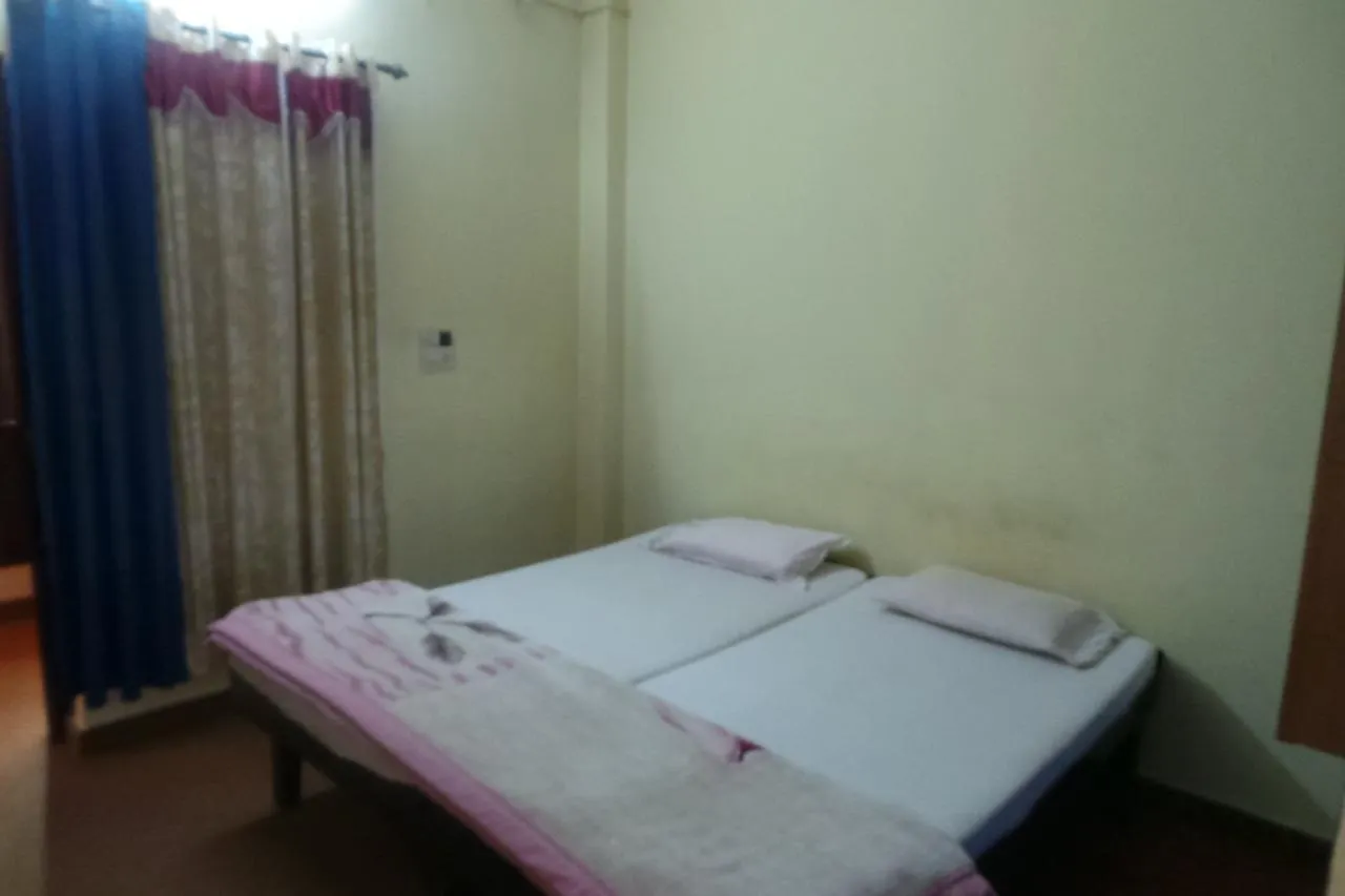 Suryagayathri Inn ビサーリー 0*,  インド